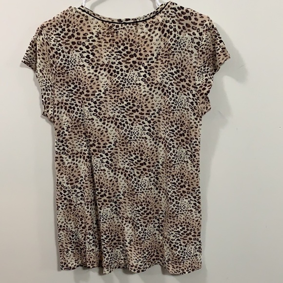 Women’s Ellen Tracy Company Fauz Animal cheetah print Sz small short sleeve - Picture 2 of 4